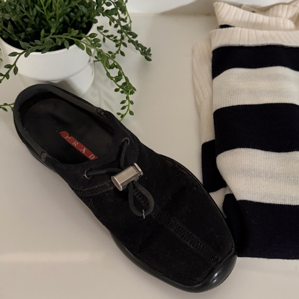 Authentic Prada Y2K Black Wool Rubber Flat Slip On Clogs - Size 7.5 - Picture 1 of 14